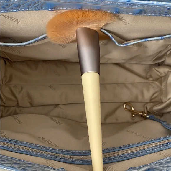 Brahmin Hailee Handbag, EUC - Picture 6 of 6